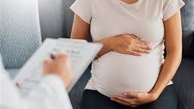 صيام الحامل في رمضان.. جدل طبي وتوصيات تحسم القرار