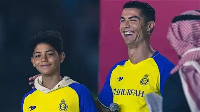 بعمر 15 عامًا فقط… كريستيانو رونالدو جونيور يتفوّق على والده طولًا (صورة)
