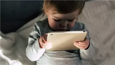 لحماية الأطفال... دولة أوروبية تتجه لفرض قيود مشددة على الإنترنت!