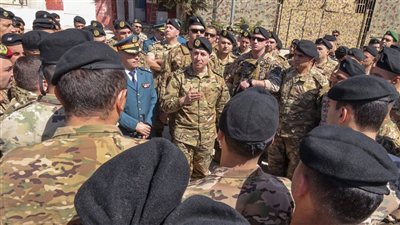 قائد الجيش: حملات التجني لن تثني المؤسسة العسكرية عن أداء واجبها