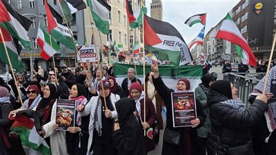 مظاهرة جماهيرية حاشدة في برلين تضامنا مع فلسطين وإيران ولبنان