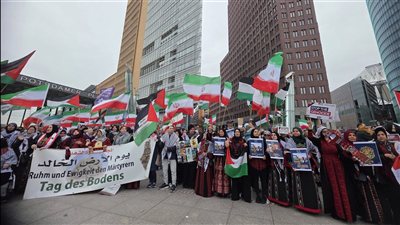 وقفة جماهيرية حاشدة في برلين إحياءً للذكرى الخمسين ليوم الأرض