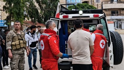 تمكن من سحب جثمانين ثلاثة عمال ، سوريان ومصري، كانوا قد ارتقوا جراء استهدافهم في محلة المعلية قرب صور