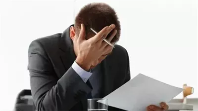 صداع نهاية يوم العمل.. اليكم السبب وراء آلامكم المستمرة