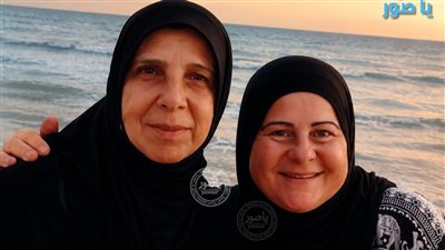 ارتقاء الشقيقتان مريم وآمنة هاشم جراء الغارة على منزلهم في النميرية