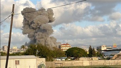 غارة عنيفة في محيط طريق عام صور - الحوش