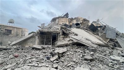 الغارة على برج الشمالي دمرت مبنى بالكامل يعود لآل طالب في حي المغاربي خلف محطة البدوي