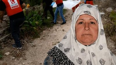 انتشال جثمان أم أحمد فارس بعد أيام تحت الأنقاض في صور