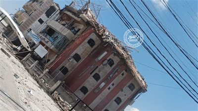 استهداف مبنى على طريق عام مفرق العباسية مقابل محطة الفجر - بدوي