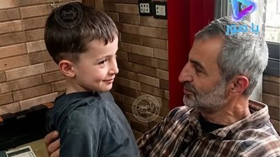علّم ابنه كيف يحتمي من الغارات... فارتقى بعد وقت قصير مع عائلته ونجا طفله