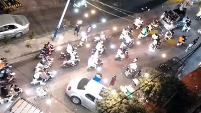 الاحتفالات تعمّ مدينة طرابلس بمناسبة صدور العفو العام عن الموقوفين