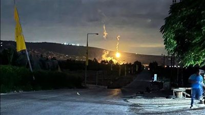 الجيش الإسرا2يلي ينسـ.فِ عدد من المنازل في بلدة 